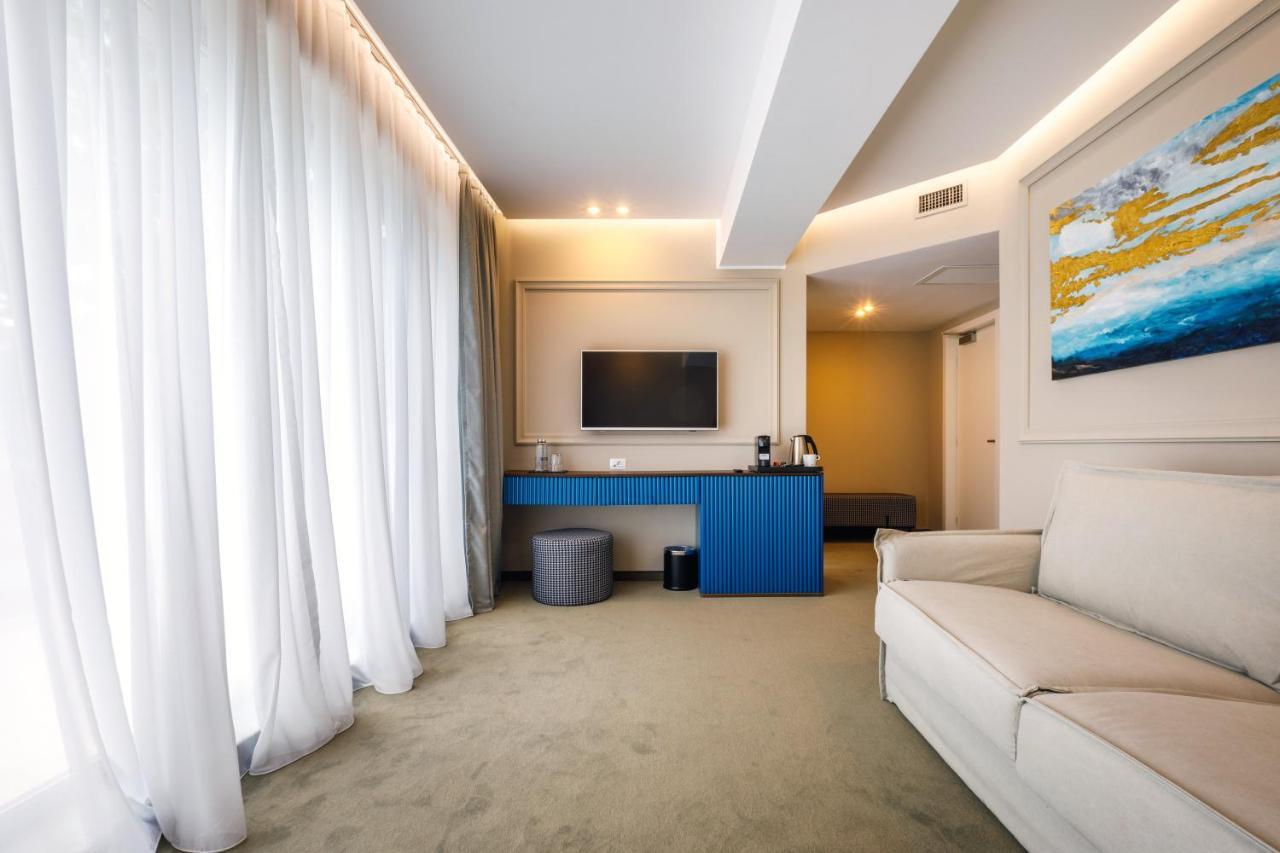 Onal Boutique Hotelier Mamaia Kültér fotó