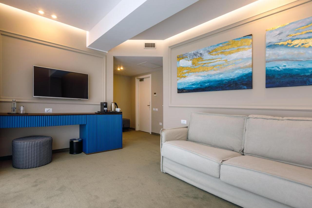 Onal Boutique Hotelier Mamaia Kültér fotó