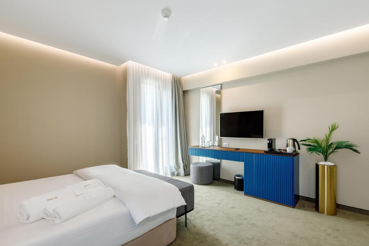 Onal Boutique Hotelier Mamaia Kültér fotó